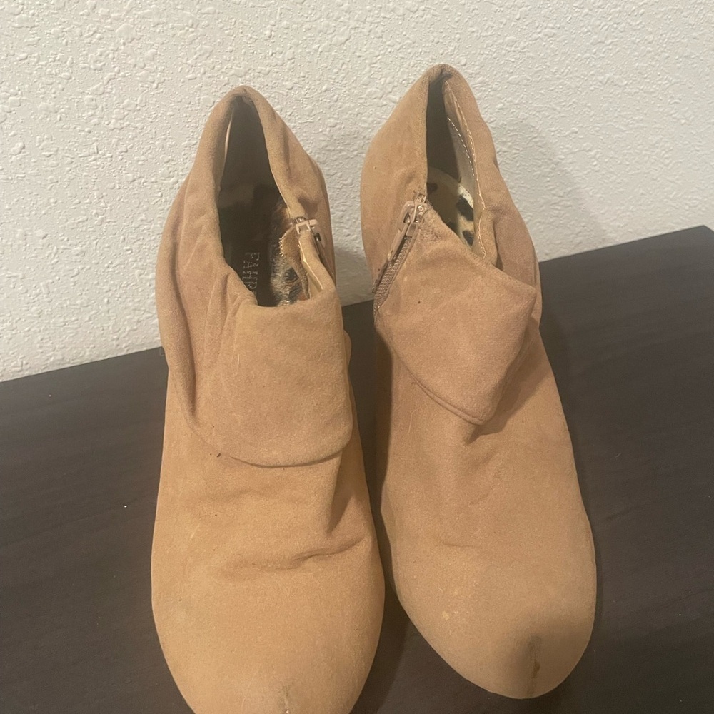 Fahrenheit Camel Ankle Booties